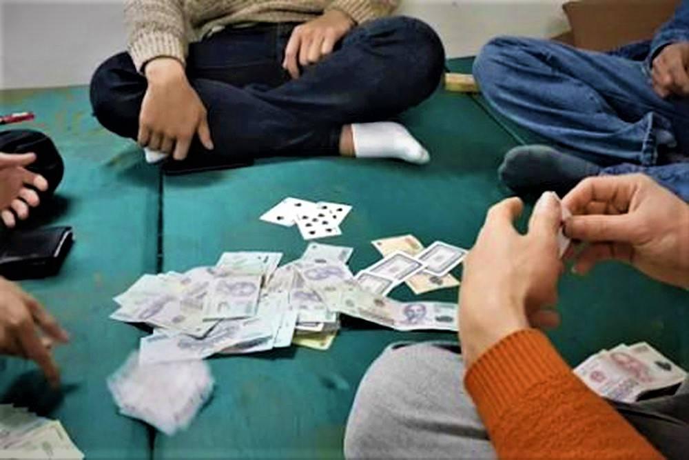 Khám phá game bài đổi thưởng nạp thẻ bit uy tín và hấp dẫn nhất hiện nay